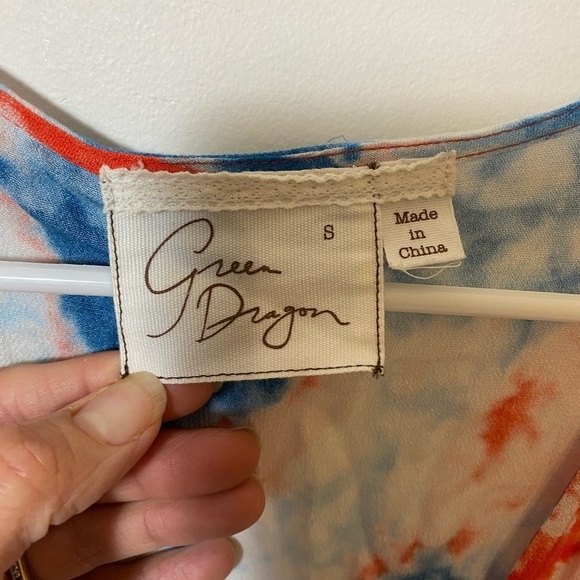 Green Dragon Tie Dye Artsy Short Romper V Neck Cover Up Size Small Beach Travel - Picture 7 of 9